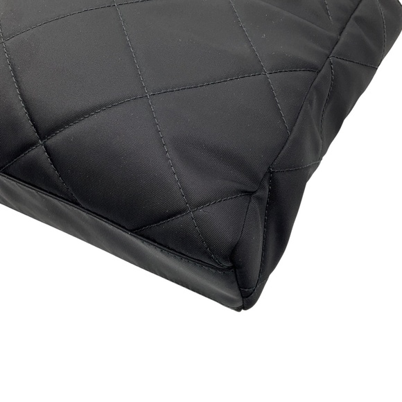 PRADA BLACK RE-NYLON IMPUNTU QUILTED RE-EDITION 1995 CHAINE SMALL TOTE BAG - Picture 13 of 15